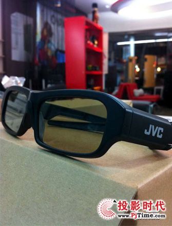 JVC 3DR