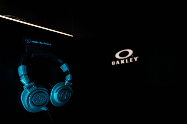 Audio-TechnicayְOakley Bunker\(yn)(dng)(hu)еlʢ磡